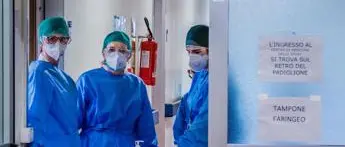 Covid Lazio, 1.399 contagi e 13 morti. Roma sotto 600 casi