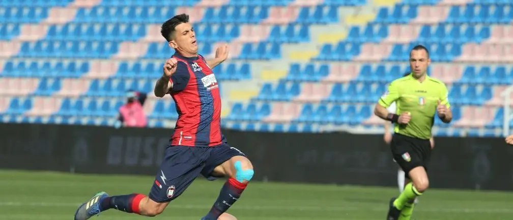 Serie A, il Crotone asfalta il Torino e torna a sperare