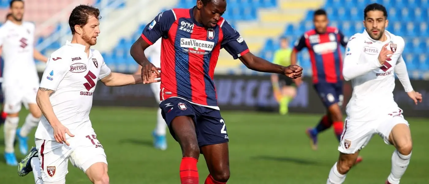 Crotone, cittadinanza simbolica al figlio di Simy