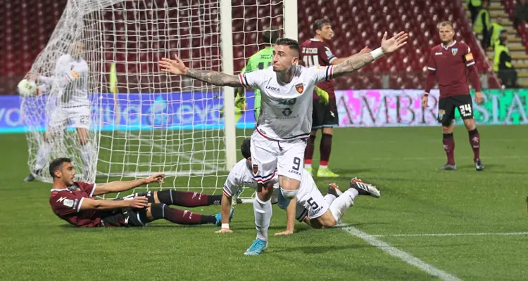 Precedenti Salernitana-Cosenza: bilancio favorevole ai campani