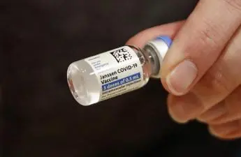 Vaccino Johnson e Johnson: come è fatto, effetti collaterali, 'bugiardino'