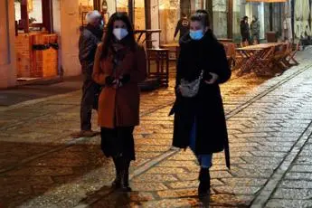 Zona rossa, ecco le regioni a rischio. Non c'è la Calabria