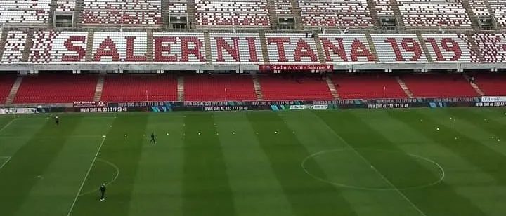 Serie B, la Reggina sgambetta il Monza. Bene anche il Lecce