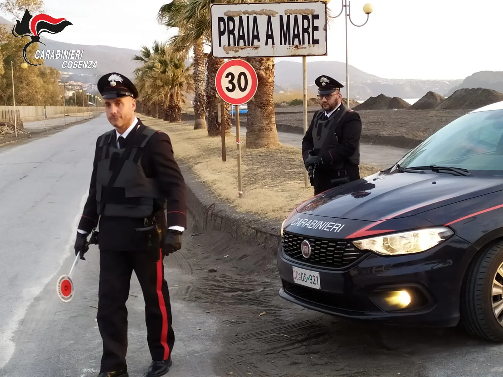 Tortora, viola le norme anticovid per spacciare droga. Arrestato