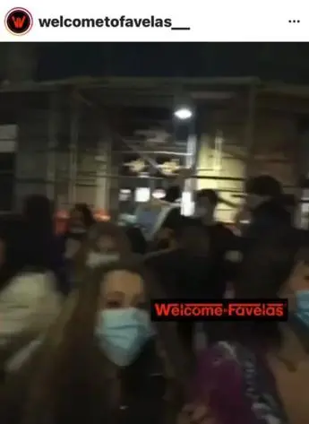 Covid: canti e balli nella Capitale a piazza Fiume alla vigilia di Lazio zona rossa, i video su Instagram