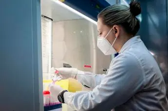 Covid, scoperto farmaco che 'intrappola' il virus