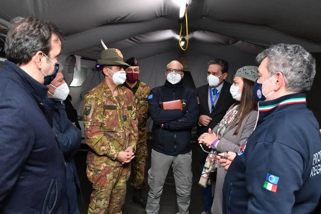 Figliuolo a Cosenza, Spirlì: «Campagna vaccinale ottima»