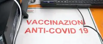 Vaccini covid fuori regione, dosi anche a chi ha il domicilio