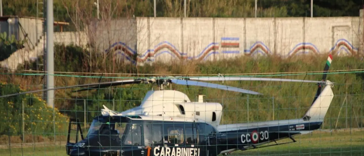 Amantea, palazzina finisce nel mirino dei carabinieri: la situazione | IL VIDEO DEL BLITZ