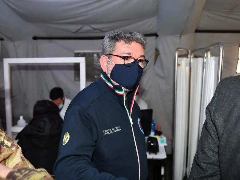 Sanità, Spirlì in Consiglio regionale: «Unica soluzione è azzeramento debito»