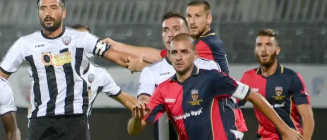 Cosenza, solo l'ultimo precedente ad Ascoli sorride ai Lupi. In campionato...