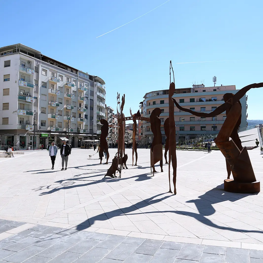 Occhiuto: «Piazza Bilotti resterà alle giovani generazioni»