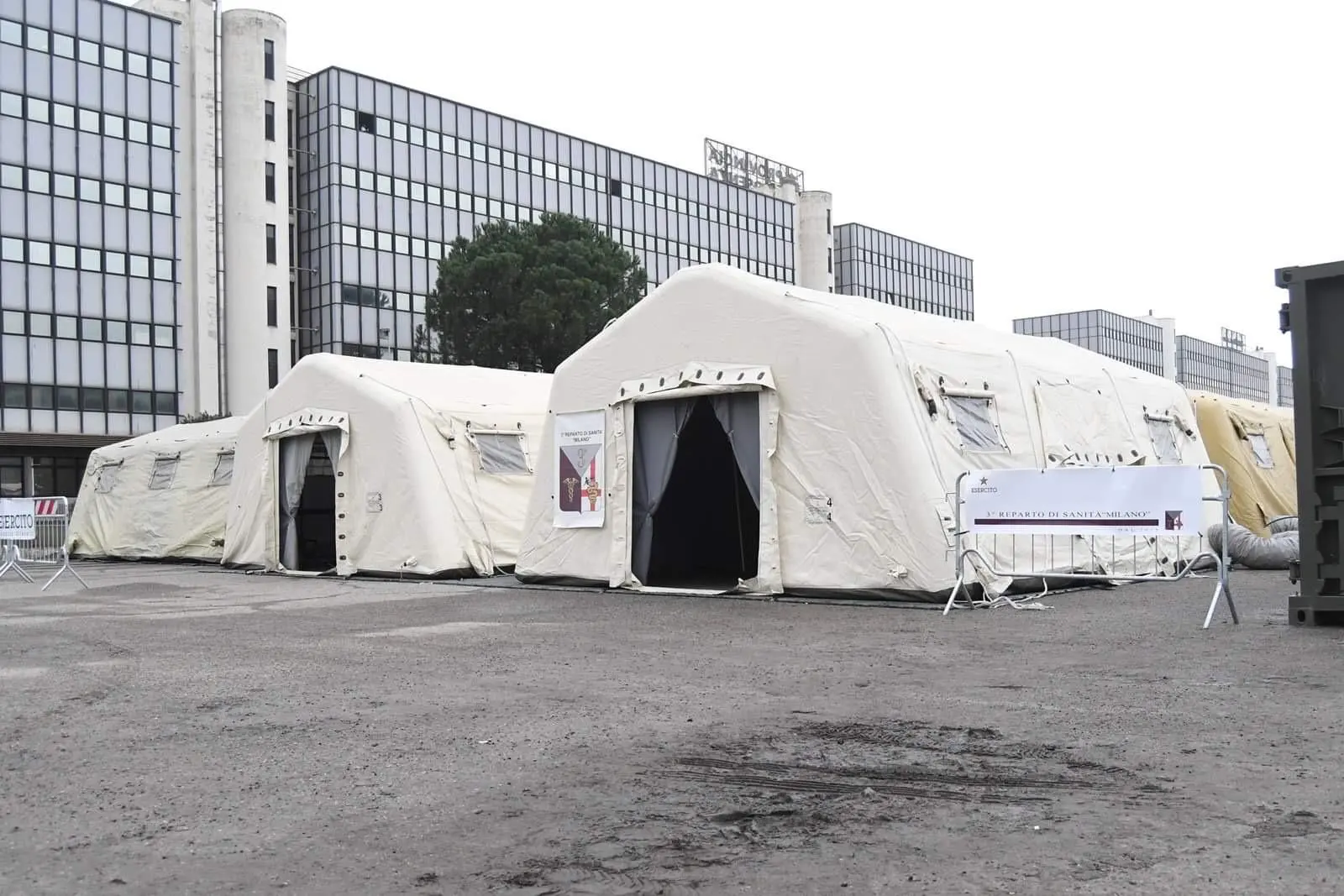 Covid, Ferrara (M5S): «Per i ricoveri si utilizzi l’ospedale da campo di Vaglio Lise»