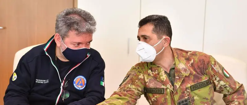 Vaccini anti-Covid, aperte le prenotazioni per l'hub di Siderno