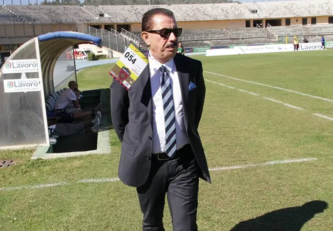 Dai soldi alle Bahamas alla frode sportiva: arrestato il presidente del Catanzaro Giuseppe Cosentino