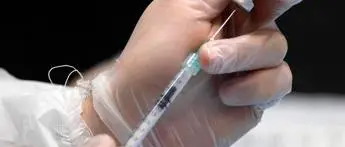 Vaccini, attivo servizio comunale per prenotazione