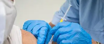 Seconda dose vaccini Pfizer e Moderna, \"richiamo ok anche a 90 giorni\"