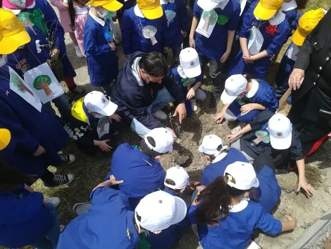 Mandatoriccio aderisce al progetto \"Un albero per il futuro\"