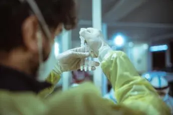 Covid, Bassetti: \"Querelle su origine virus è inutile\"