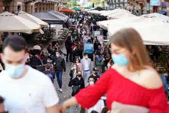 Covid, Bassetti: \"A un mese da riaperture nessuna quarta ondata\"