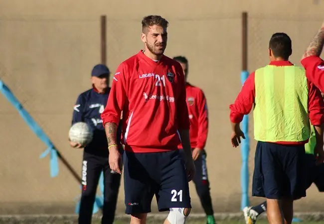 Calciomercato: La Mantia è del Lecce, il Livorno cerca Vacca. Han a Perugia