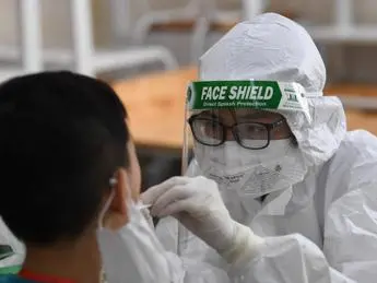 Covid, nuova variante in Vietnam: cosa sappiamo finora