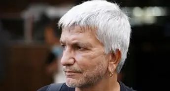 Nichi Vendola, il rivoluzionario vintage: è tornato in bianco e nero