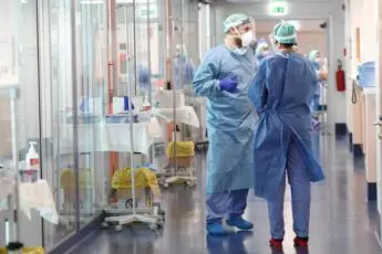 Covid, meno lavoro e cure 'costo' pandemia per persone con sclerosi multipla