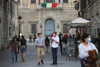 Ristoranti zona bianca e zona gialla, \"resta limite 4 persone a tavola\"