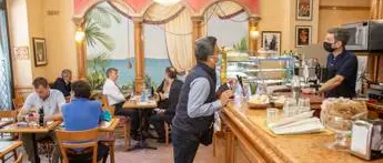 Zona bianca regioni, ristoranti al chiuso: tavoli e regole