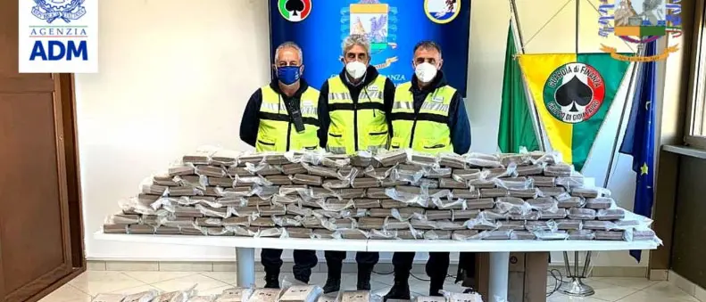 Operazione Antidroga nel Porto di Gioia Tauro