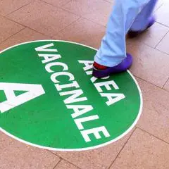 Covid, Palù: \"Per i ragazzi rischio basso ma bisogna vaccinare tutti\"