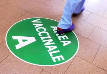 Covid, Palù: \"Per i ragazzi rischio basso ma bisogna vaccinare tutti\"