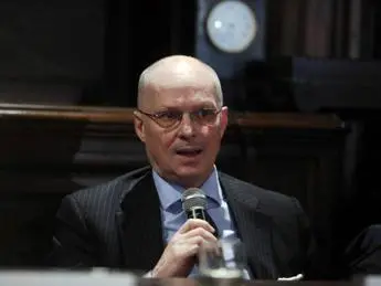 Sanità, Ricciardi: \"In Italia governata come un'assemblea di condominio\"