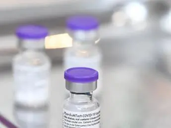 Pfizer, Clementi: \"Due dosi vaccino contro varianti\". Sul richiamo: \"Non rinviarlo troppo\"