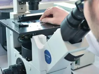 Tumori, terapia con cellule Car-T: primi 3 bambini curati con successo