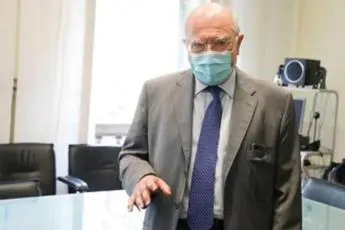Covid, Galli: \"Vaccino non basta, serve test per sapere se c'è risposta\"