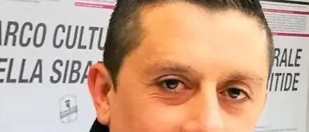 Cassano Ionio, atto intimidatorio contro il consigliere comunale Praino. Parla il sindaco | L’INTERVENTO DI GALLO