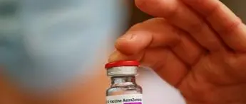 AstraZeneca: \"Vaccino efficace contro variante Delta\"