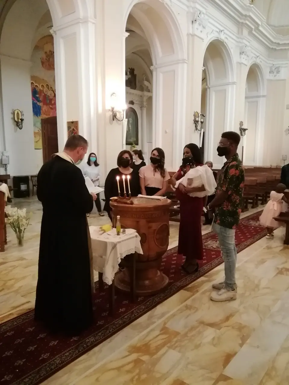 Civita, giornata di festa per il battesimo della piccola Beatrice