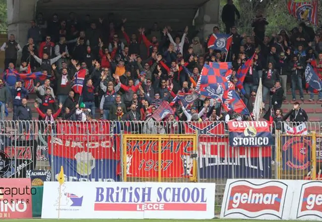 \"Torneremo al Via del Mare\", tanti i tifosi del Cosenza stasera a Lecce