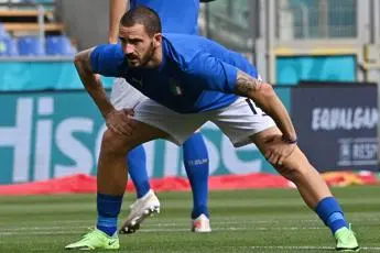 Euro 2020, Italia si inginocchia? \"Squadra farà riunione e deciderà\"