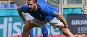 Euro 2020, Italia si inginocchia? \"Squadra farà riunione e deciderà\"