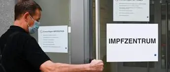 Covid Germania, contagi quasi dimezzati in una settimana