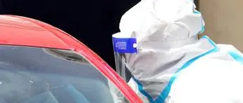 Covid oggi Toscana, 35 contagi e un morto: bollettino 27 giugno