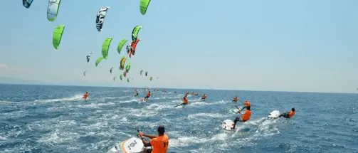 A Gizzeria, dal 7 al 18 luglio si svolgeranno i mondiali di Kitesurf