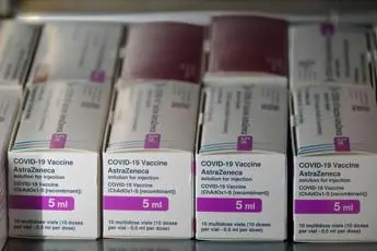 AstraZeneca, Oxford: \"Dopo prima dose quasi 1 anno di immunità\"
