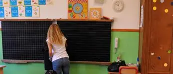 Scuola e vaccini Covid, Figliuolo: \"Cercare insegnanti ancora da immunizzare\"