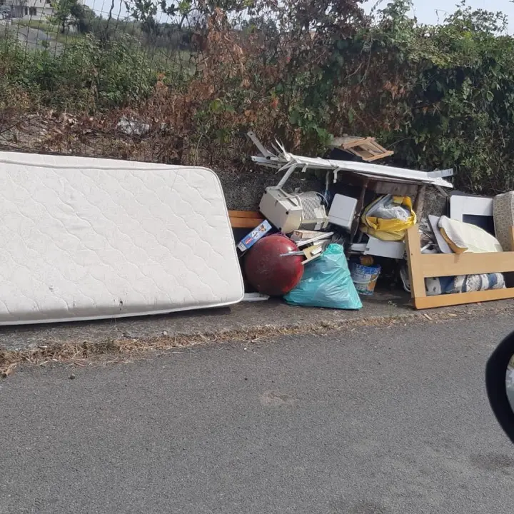 Scalea, è emergenza rifiuti: \"La Regione faccia sentire la sua voce\"