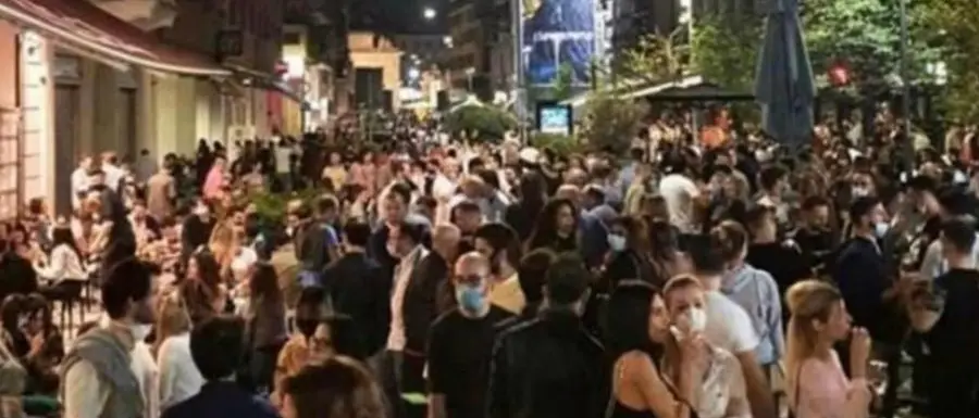 Cosenza, i Carabinieri elevano sanzioni amministrative a due locali pubblici